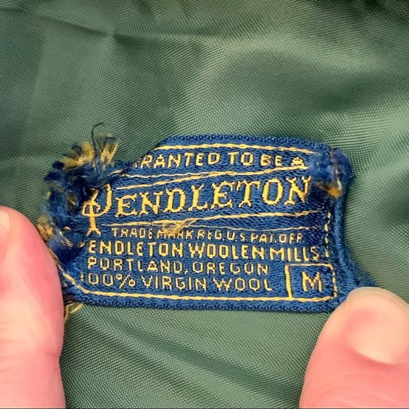 Vintage Pendleton Mens 200% Virgin Wool Jacket SZ- M - Picture 2 of 11